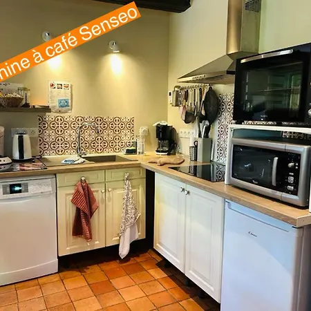 Сasa de vacaciones Maison Traditionnelle Bretonne Proche De La Quemper-Guézennec