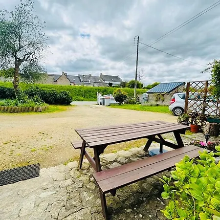 Maison Traditionnelle Bretonne Proche De La Сasa de vacaciones Quemper-Guézennec